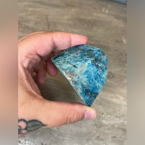 Blue Apatite Crystal Freeform - Picture 2 of 2